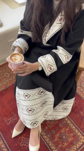 بشت شتوي نسائي مطرزه بشكل جديد