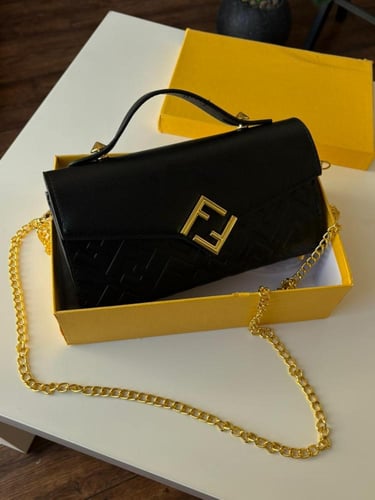 شنطة كروس فندي - اسود