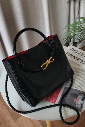 شنطة بوتيقا اسود - M