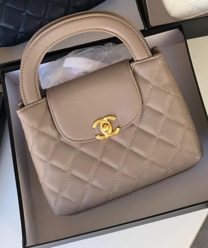 شانيل 03 - مطفي لوقو ذهبي الوان متعدده