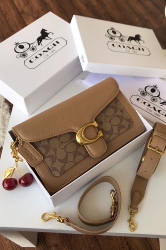 شنطة كوتش تابي - بيج