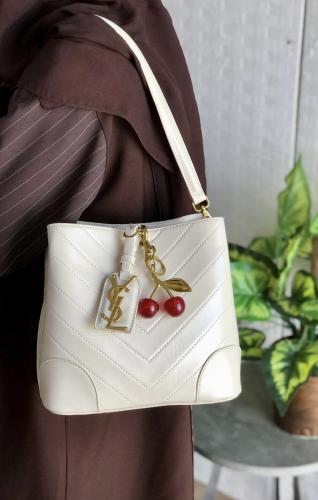 شنطة سان لوران M -بيج