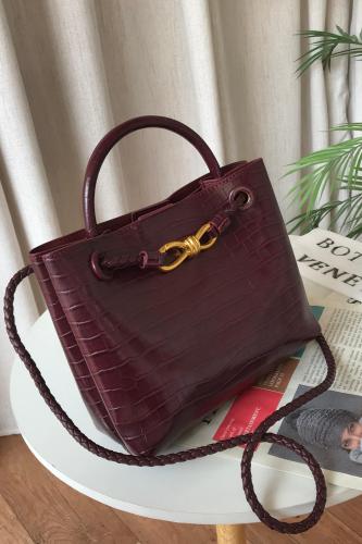 شنطة بوتيقا برغندي - M