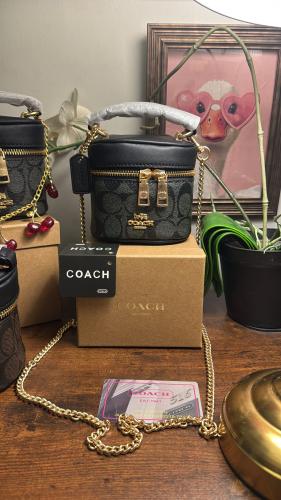 شنطة كوتش - اسود