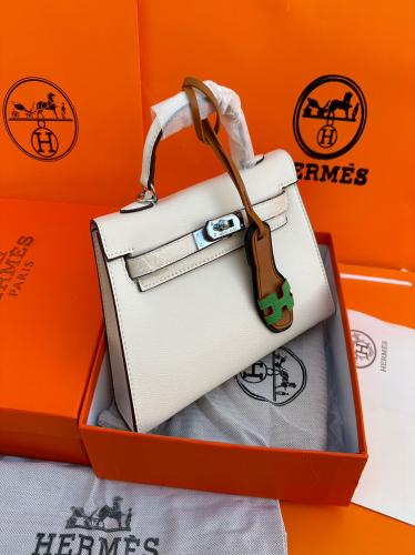 هرمز قفل فضي - ابيض 22 CM