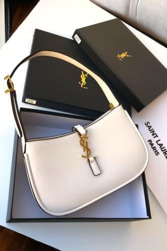 شنطة سان لوران - ابيض