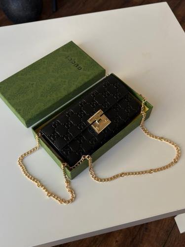 شنطه كروس قوتشي - اسود