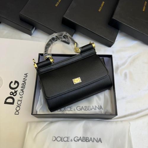 شنطة دولتشي& قابانا - أسود