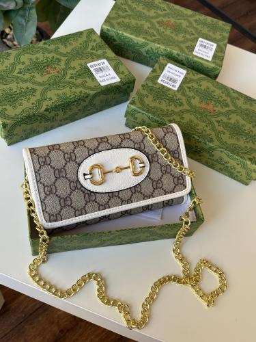 شنطه كروس قوتشي - ابيض