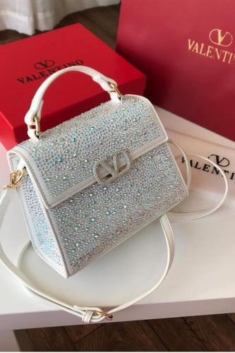 شنطة فالنتينو