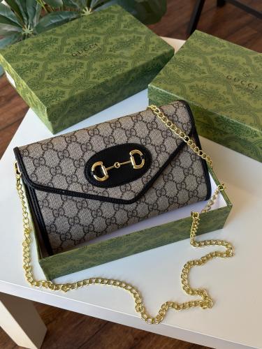 شنطه كروس قوتشي - اسود