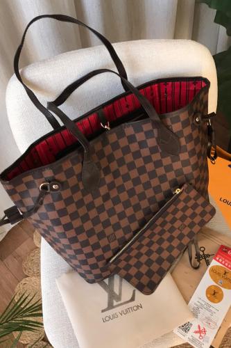 توت باق LV - بني