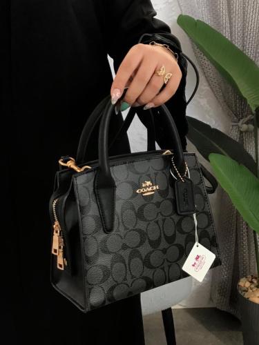 شنطة كوتش - أسود M