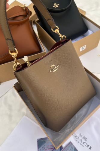 شنطة كوتش - كاكي