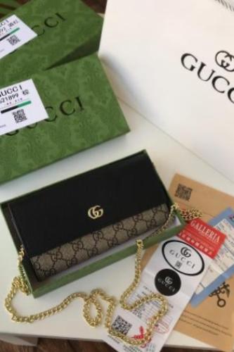 كروس قوتشي - اسود