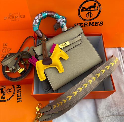 هرمز قفل ذهبي - بيج غامق 22 CM