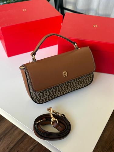 شنطة اقنر - بني