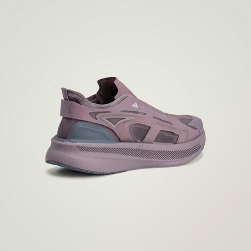 جزمة أديداس Ultraboost 5 McCartney نسائي