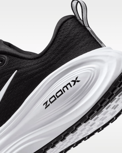 جزمة نايك Nike Vomero Plus نسائي