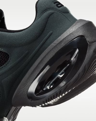 جزمة نايك Nike Air Max Muse نسائي