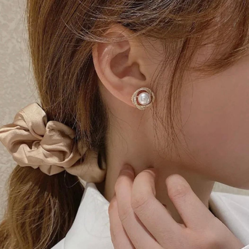 حلق لؤلؤ دائري // ذهبي