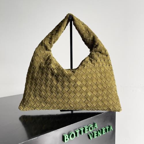 Small Bottega Hop Bag