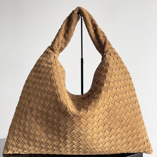 Large Bottega Hop Bag