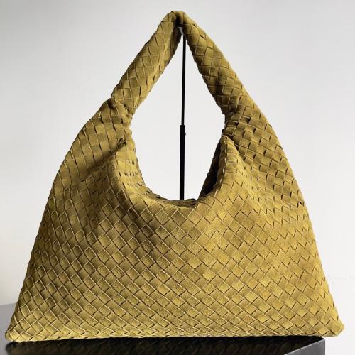 Large Bottega Hop Bag