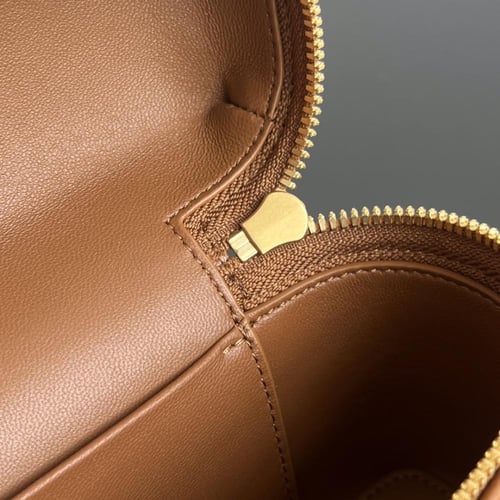 Bottega - Bang Bang Vanity Case