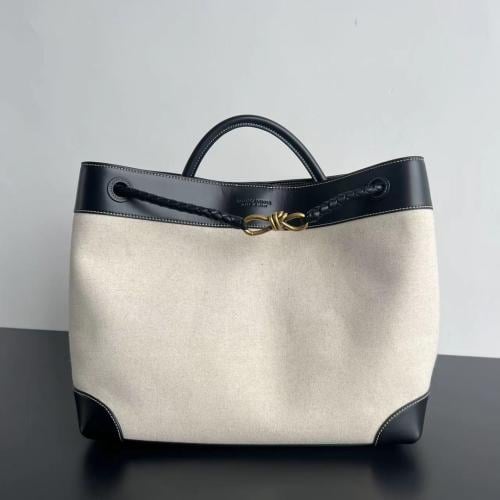 Large Bottega Andiamo