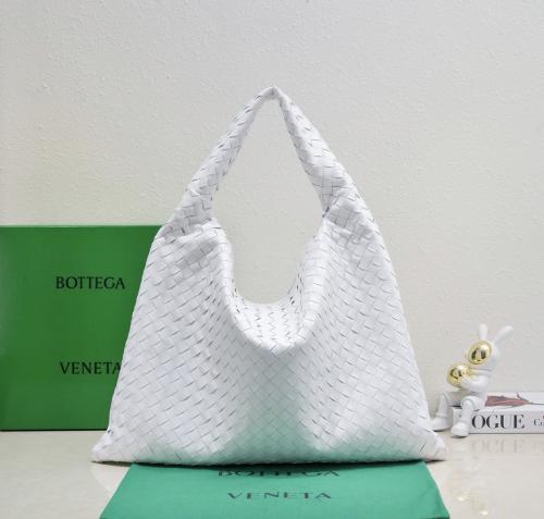 Large Bottega Hop Bag