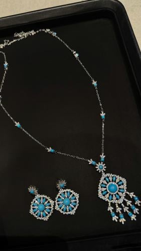 Turquoise Bloom