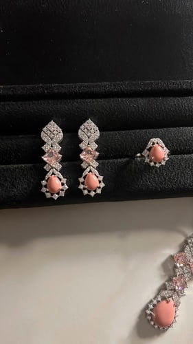 Pink stone set