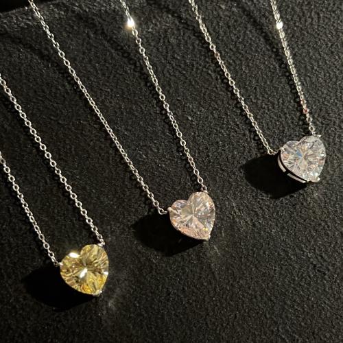 Solitaire heart necklace