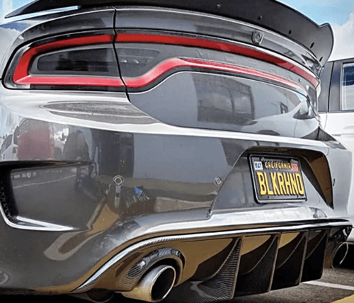 دفيوزر رياضي تشارجر كاربون فيبر