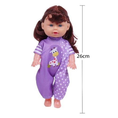 عروسة مع قطة