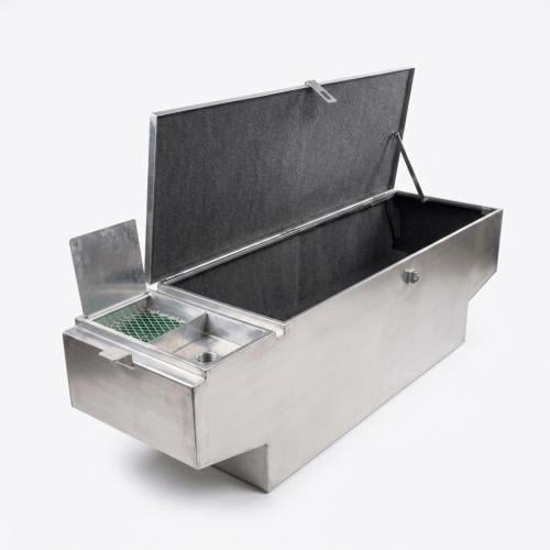Water tank with iron bag for Hilux model from 2007 to 2025