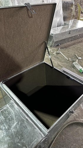 تانكي 90 لتر منفصل عن الشنطة جيب شاص