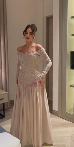 فستان سهرة ملكي