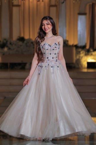 فستان سهرة ملكي