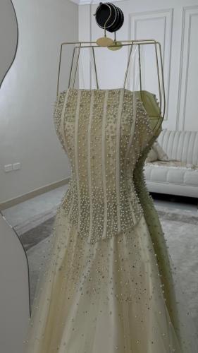 فستان تل مطرز لؤلؤ