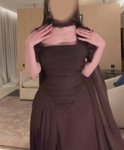 فستان جورجيت بليسيه بني