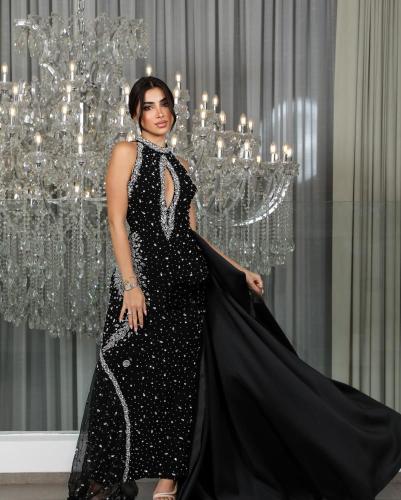 فستان سهرة ملكي