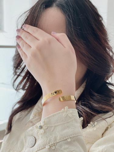 اسواره بالاسم