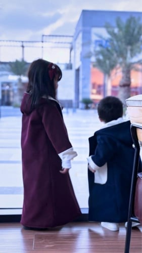 فروة بناتي دبل فيس لون عنابي مع بيج