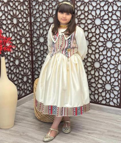 فساتين اطفال يوم بدينا