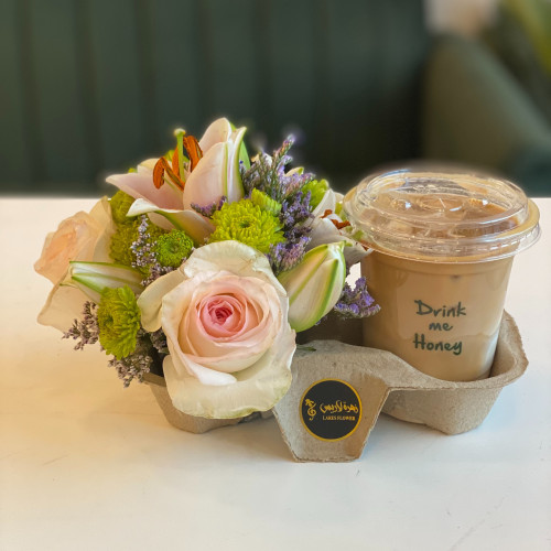 قهوة وورد - لاريس