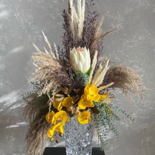 فازة ورد صناعي L13