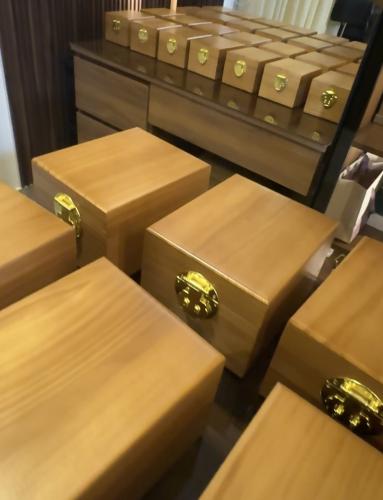 A box for storing bullion for annual savings