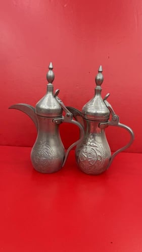 دلال الحرس الوطني بالشعار السعودي